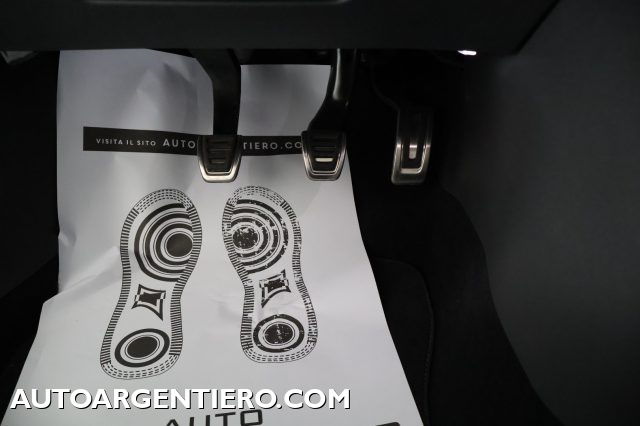 VOLKSWAGEN Taigo usata, con ESP