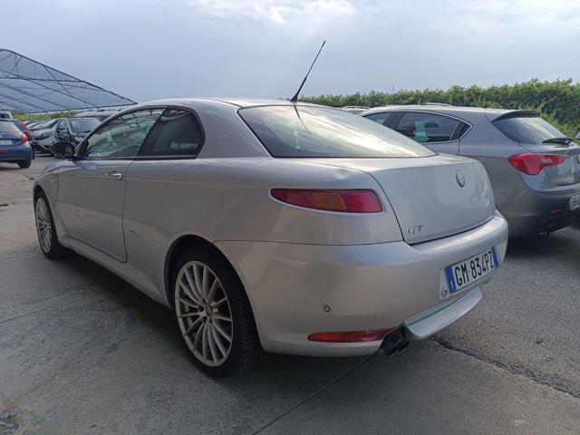 ALFA ROMEO GT usata, con Autoradio