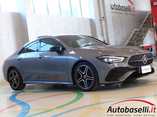 MERCEDES-BENZ CLA 200 usata, con Leve al volante