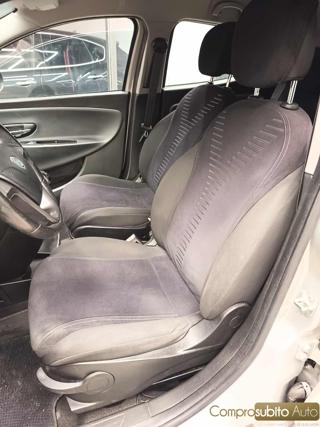 LANCIA Ypsilon usata 24