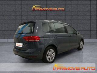 VOLKSWAGEN Touran usata, con Cerchi in lega