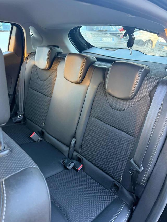 RENAULT Clio usata, con Fari Xenon