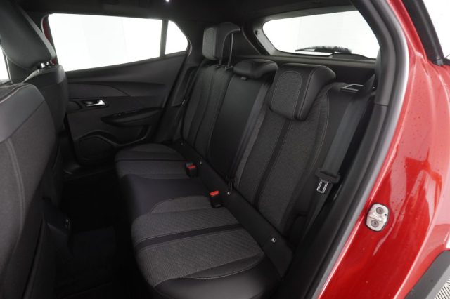 PEUGEOT 2008 usata 9