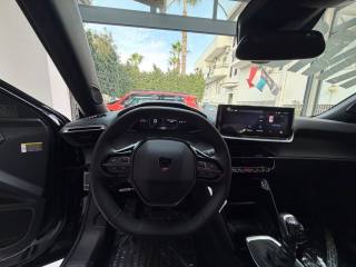 PEUGEOT 2008 usata, con Sensori di parcheggio anteriori