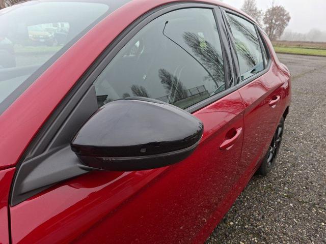 OPEL Corsa usata, con Pneumatici da neve