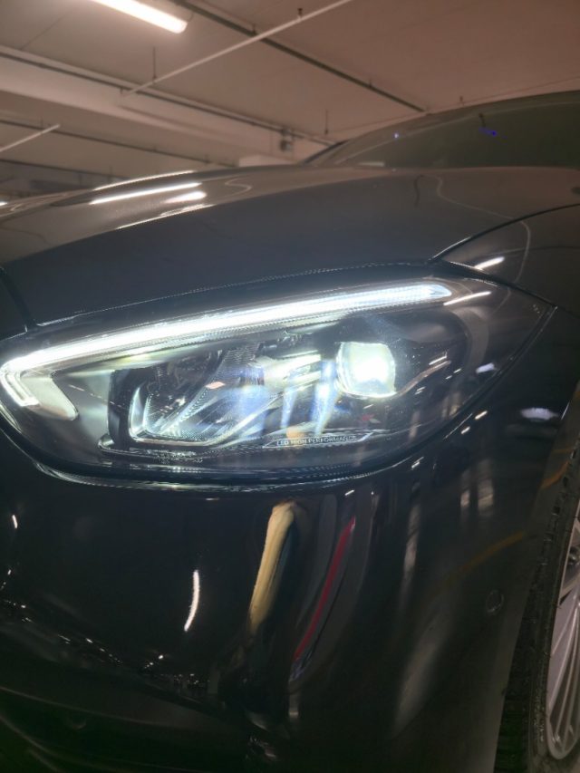 MERCEDES-BENZ C 220 usata, con Fendinebbia