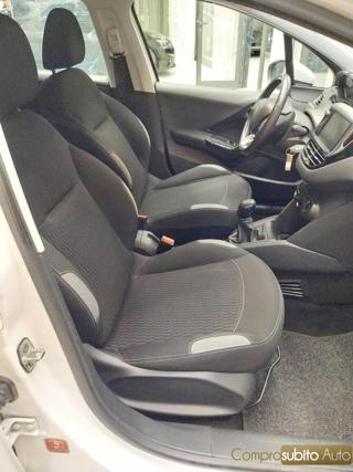 PEUGEOT 208 usata, con Servosterzo