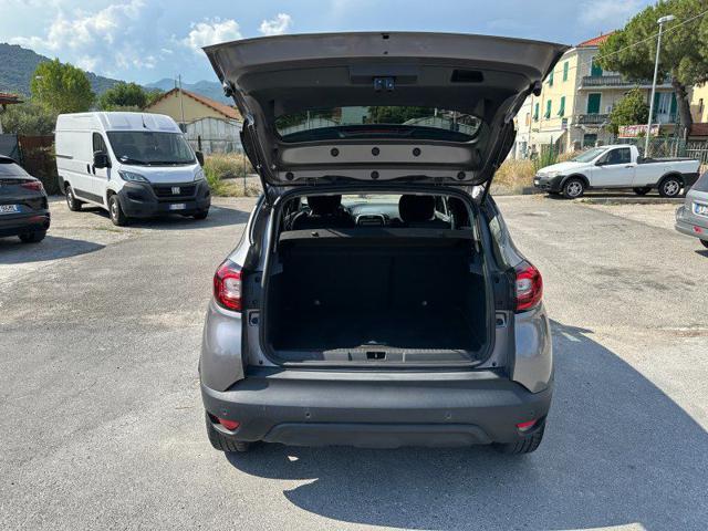 RENAULT Captur usata, con Isofix