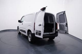 OPEL Combo usata 24