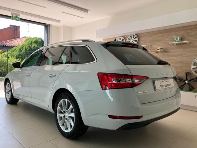 SKODA Superb usata, con Airbag laterali