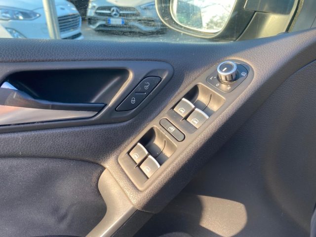 VOLKSWAGEN Golf usata, con Controllo trazione