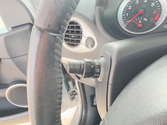 RENAULT Clio usata, con Lettore CD