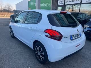 PEUGEOT 208 usata, con Alzacristalli elettrici