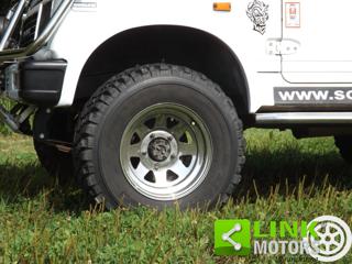 SUZUKI Samurai usata 12