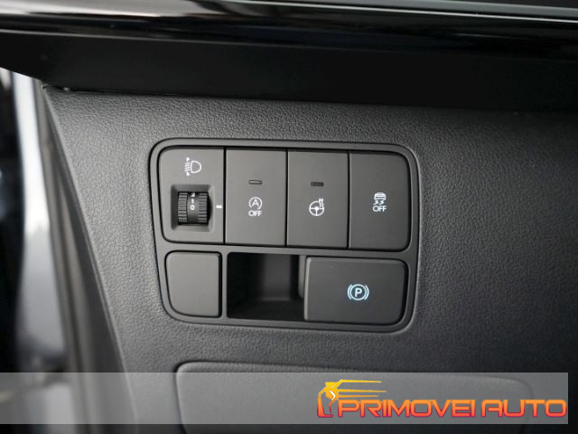 HYUNDAI Staria usata, con Bluetooth