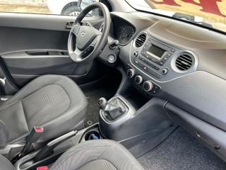 HYUNDAI i10 usata, con Isofix