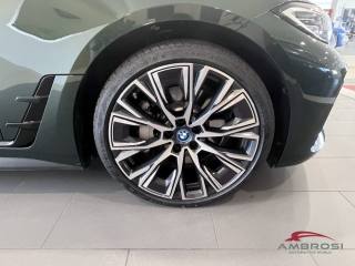 BMW i4 usata 5