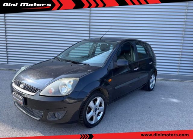 FORD Fiesta usata, con ABS