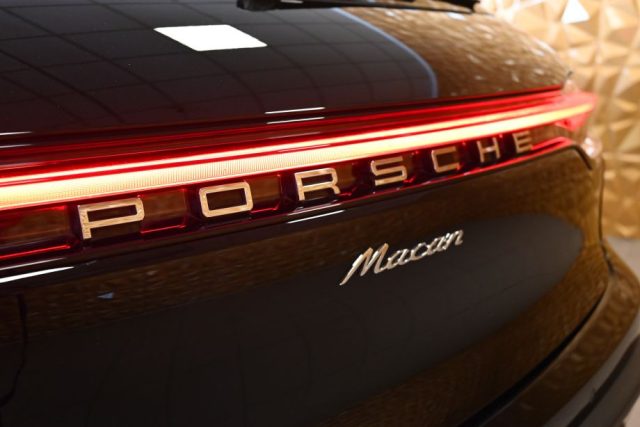 PORSCHE Macan usata 100
