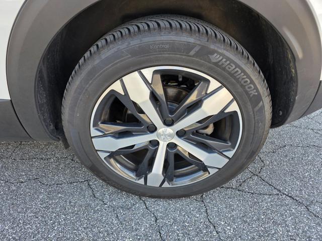PEUGEOT 3008 usata, con Bracciolo