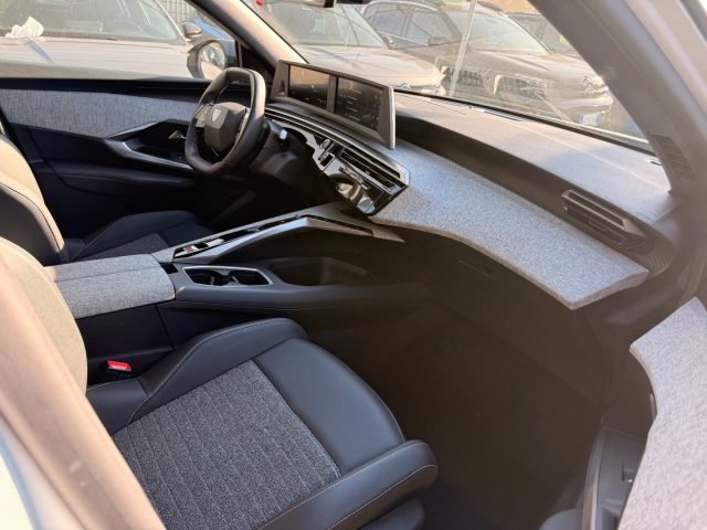 PEUGEOT 3008 usata, con Volante in pelle
