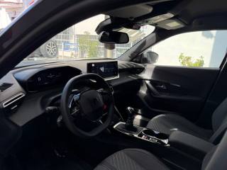 PEUGEOT 2008 usata, con Specchietti laterali elettrici