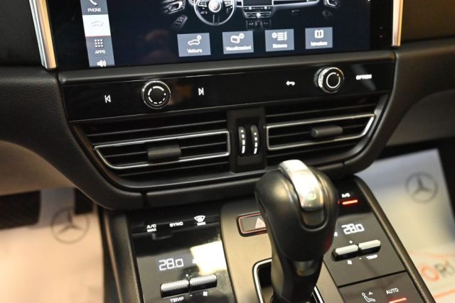 PORSCHE Macan usata 51