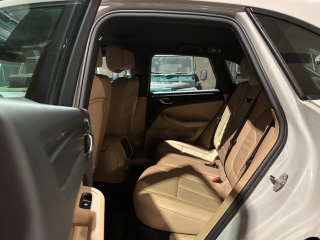 PORSCHE Macan usata, con Portellone posteriore elettrico