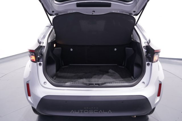 TOYOTA Yaris Cross usata, con Airbag testa