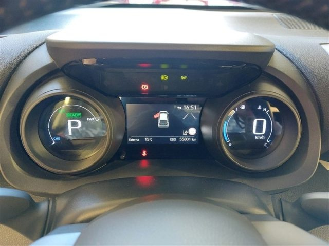 TOYOTA Yaris usata, con Fendinebbia