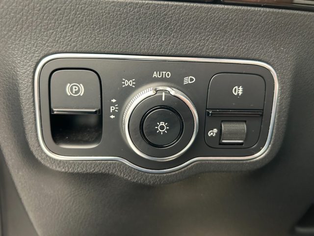 MERCEDES-BENZ GLA 200 usata, con Interni in pelle