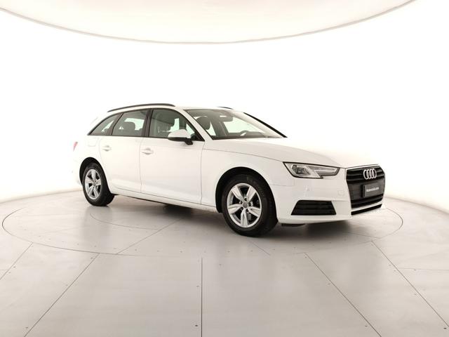 AUDI A4 usata, con Autoradio