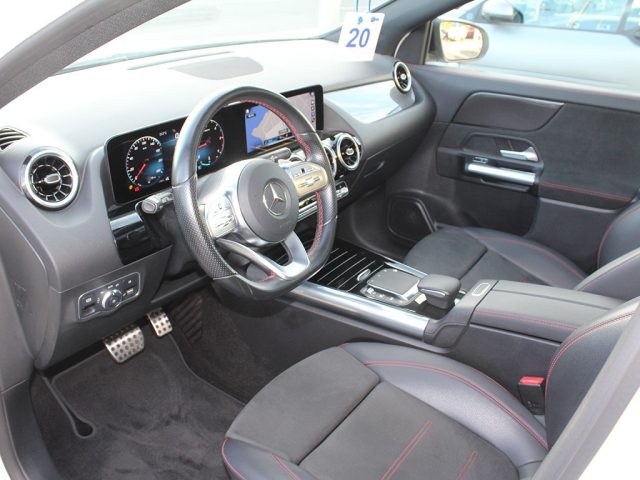 MERCEDES-BENZ GLA 200 usata, con Chiusura centralizzata