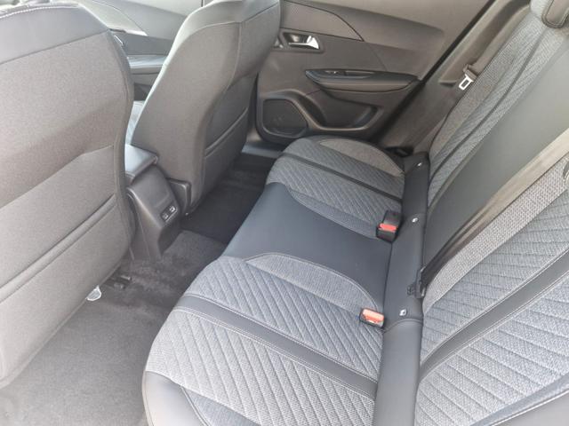 PEUGEOT 2008 usata, con Climatizzatore