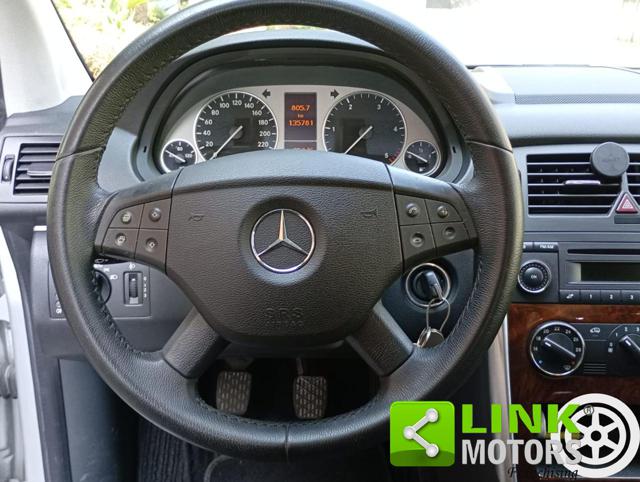 MERCEDES-BENZ B 180 usata, con Pneumatici estivi