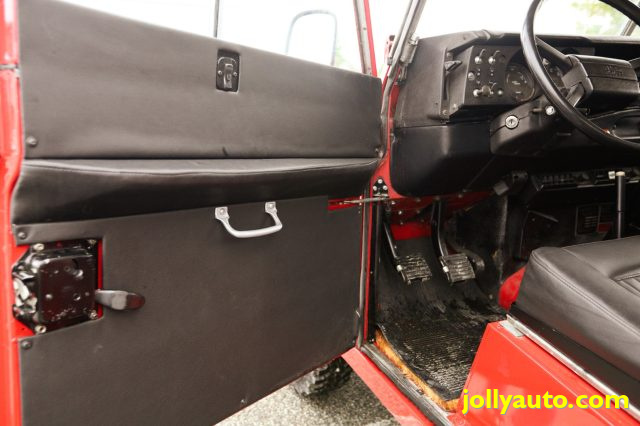 LAND ROVER Defender usata 88
