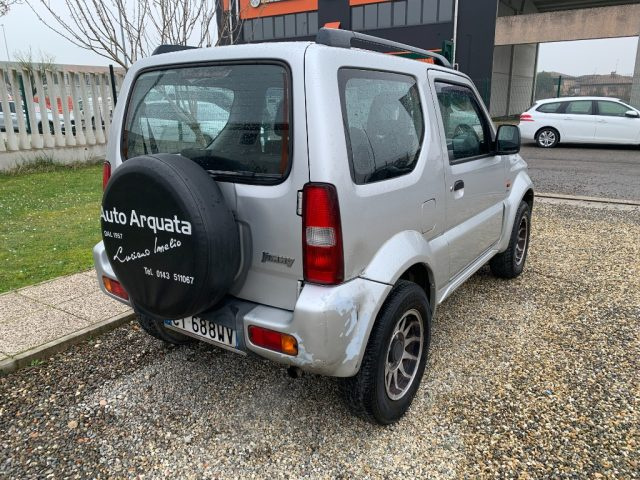 SUZUKI Jimny usata, con Alzacristalli elettrici