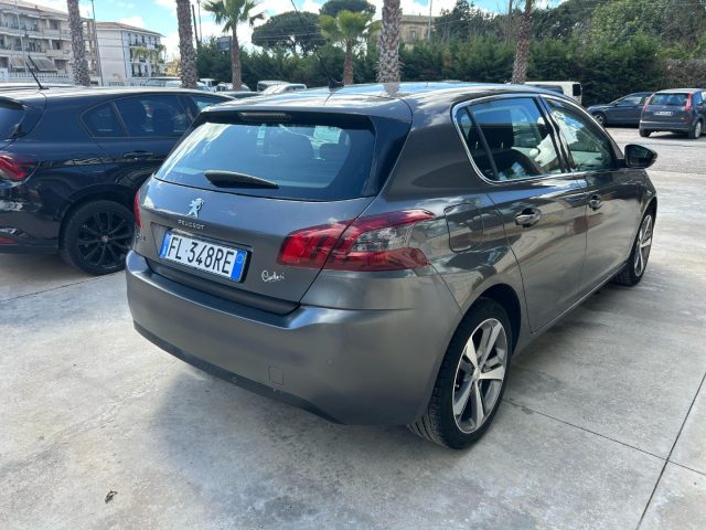 PEUGEOT 308 usata, con Autoradio