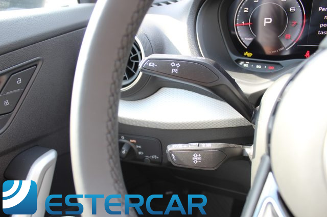 AUDI Q2 usata, con Park Distance Control