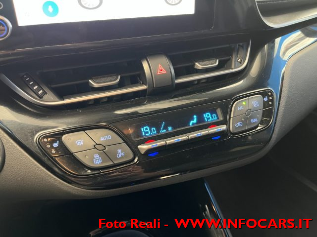 TOYOTA C-HR usata, con Sistema di navigazione