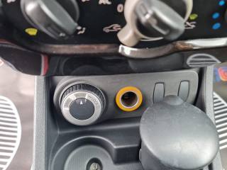 DACIA Duster usata, con Controllo automatico clima