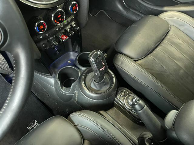 MINI Cooper usata, con Touch screen