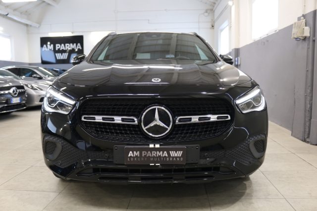 MERCEDES-BENZ GLA 200 usata, con Airbag