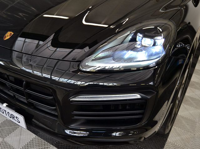 PORSCHE Cayenne usata, con Luci diurne LED