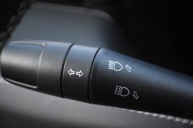 JEEP Compass usata, con Sedile posteriore sdoppiato