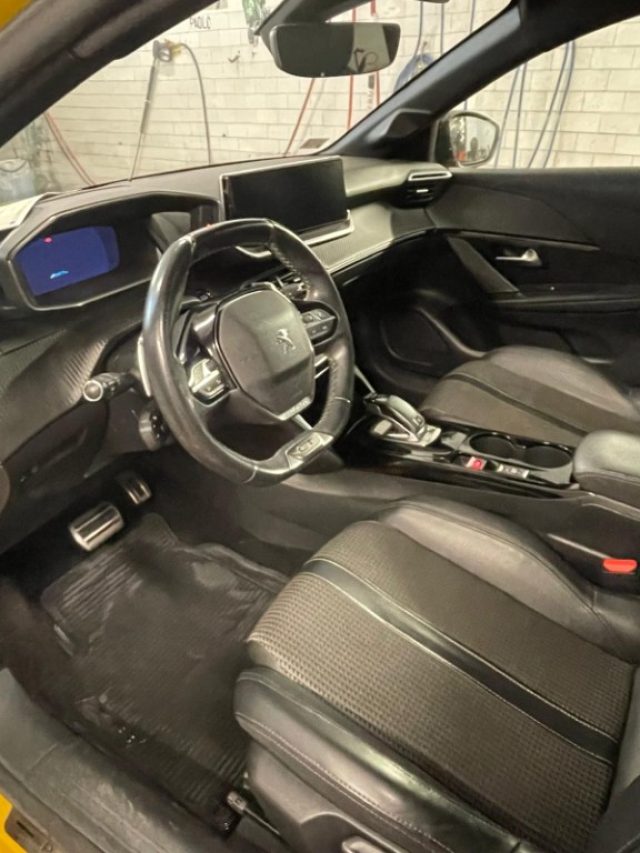 PEUGEOT 208 usata, con Climatizzatore