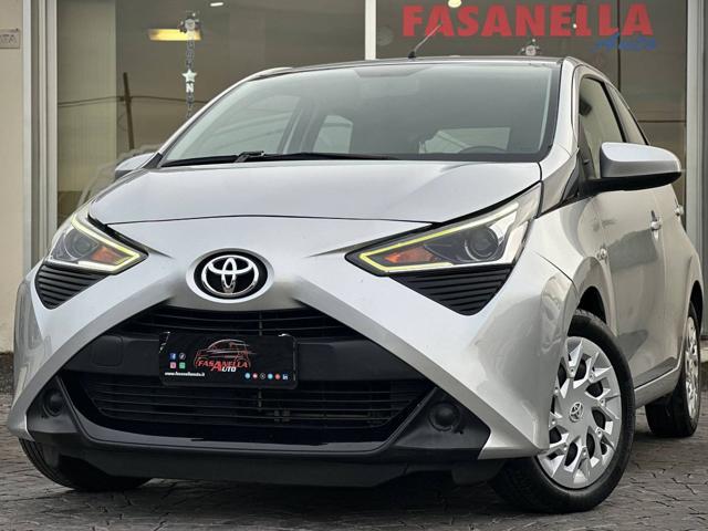 TOYOTA Aygo usata, con Autoradio