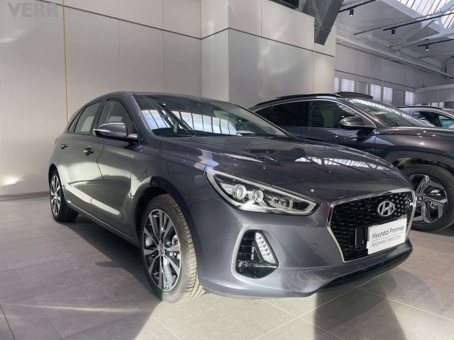 HYUNDAI i30 usata, con Airbag