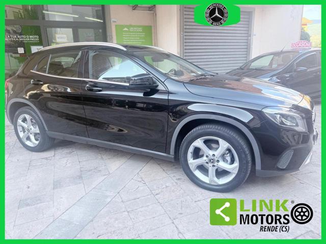 MERCEDES-BENZ GLA 200 usata, con Chiusura centralizzata