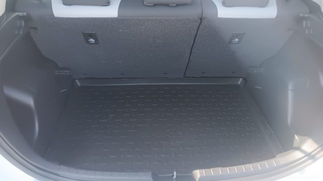 TOYOTA Yaris usata, con Fendinebbia